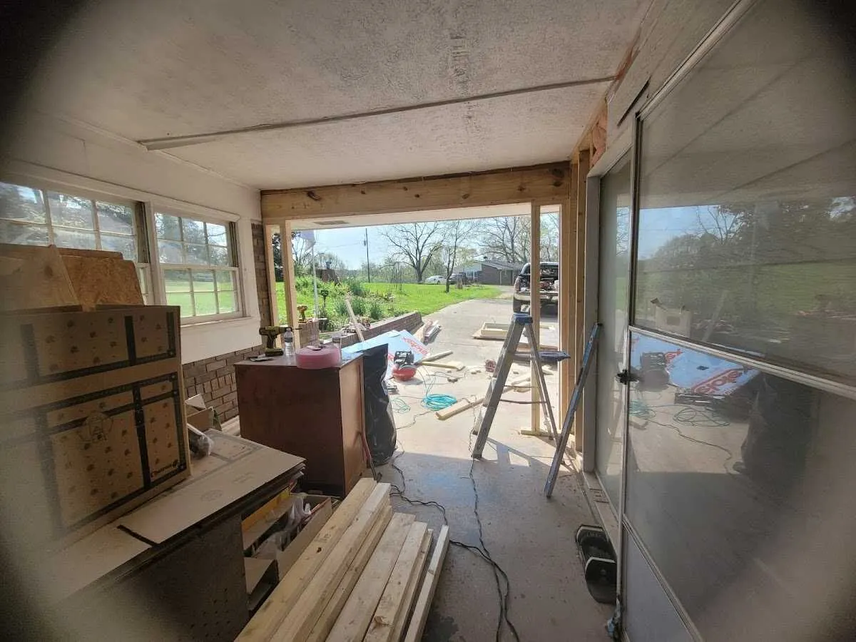 Air movers and dehumidifier for Water Mitigation Services in Prattville